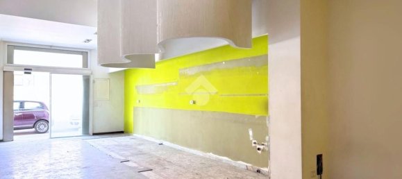 90m² Commercial property in Putignano, Italy No. 274263 3