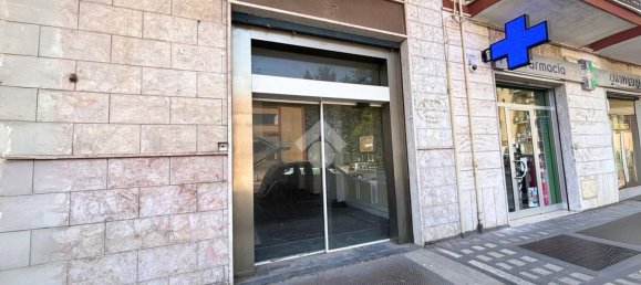 90m² Commercial property in Putignano, Italy No. 274263 16