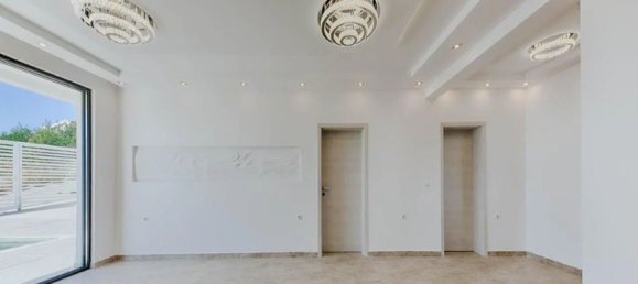 6 bedrooms Commercial property in Bar, Montenegro No. 58 14