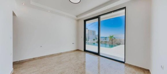 6 bedrooms Commercial property in Bar, Montenegro No. 58 12