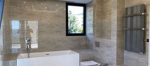 6 bedrooms Commercial property in Bar, Montenegro No. 58 11