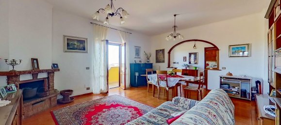 4 bedrooms Apartment in Rome, Italy No. 360064 5