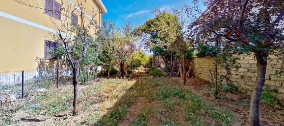 4 bedrooms Apartment in Rome, Italy No. 360064 28