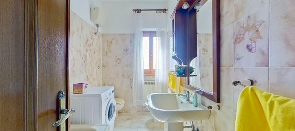 4 bedrooms Apartment in Rome, Italy No. 360064 18