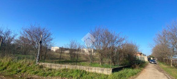 Земельный участок 9415м² в Кастильоне делле Стивьере, Италия № 153760 4