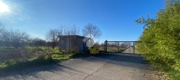 Земельный участок 9415м² в Кастильоне делле Стивьере, Италия № 153760 21