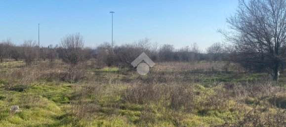 Земельный участок 9415м² в Кастильоне делле Стивьере, Италия № 153760 7