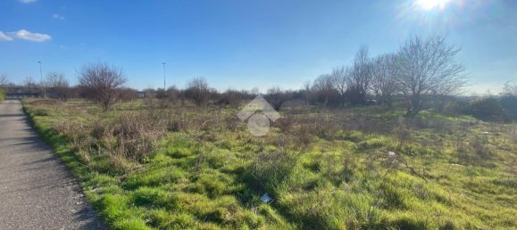 Земельный участок 9415м² в Кастильоне делле Стивьере, Италия № 153760 5