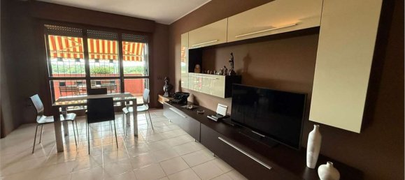 Apartamento de 3 divisões em Brugherio, Italy N.º 263432 2