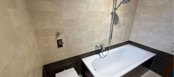 Apartamento de 3 divisões em Brugherio, Italy N.º 263432 11