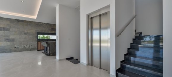 Вилла с 5 спальнями в Финестрат, Испания № 12023 21