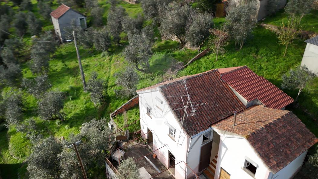 2 bedrooms House in Gois, Portugal No. 203032