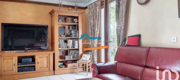 Casa de 5 dormitorios en Dhuizon, France No. 220621 11