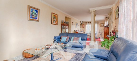 5 bedrooms House in Houilles, France No. 185669 8