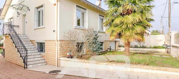 5 bedrooms House in Houilles, France No. 185669 2