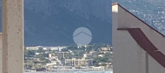 Квартира с 2 спальнями в Изола делле Феммине, Италия № 376000 31