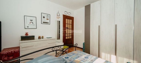 4-salle Duplex à Voghera, Italy No. 233473 9