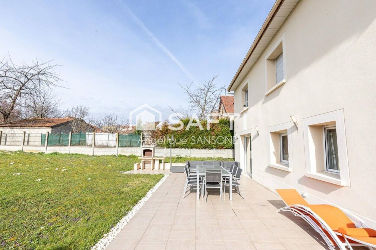 5 Schlafzimmer Villa in Morangis, France, Nr. 164143