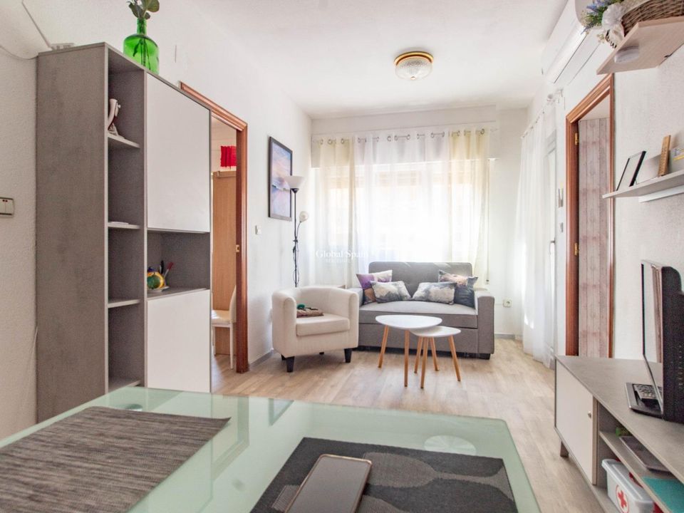 2 Schlafzimmer Wohnung in Torrevieja, Spain, Nr. 281631