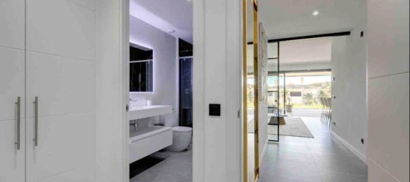 2 غرف نوم شقة في Estepona, Spain رقم 136398 16