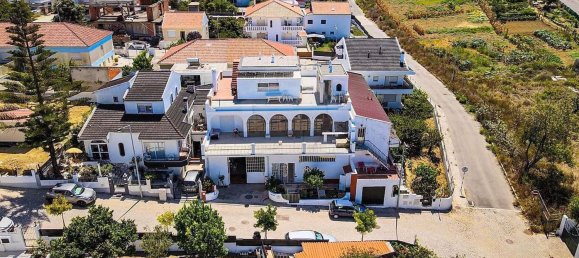 5 bedrooms House in Almada, Portugal No. 100183 13
