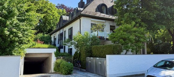 1 bedroom Duplex in Munich, Germany No. 243884 2