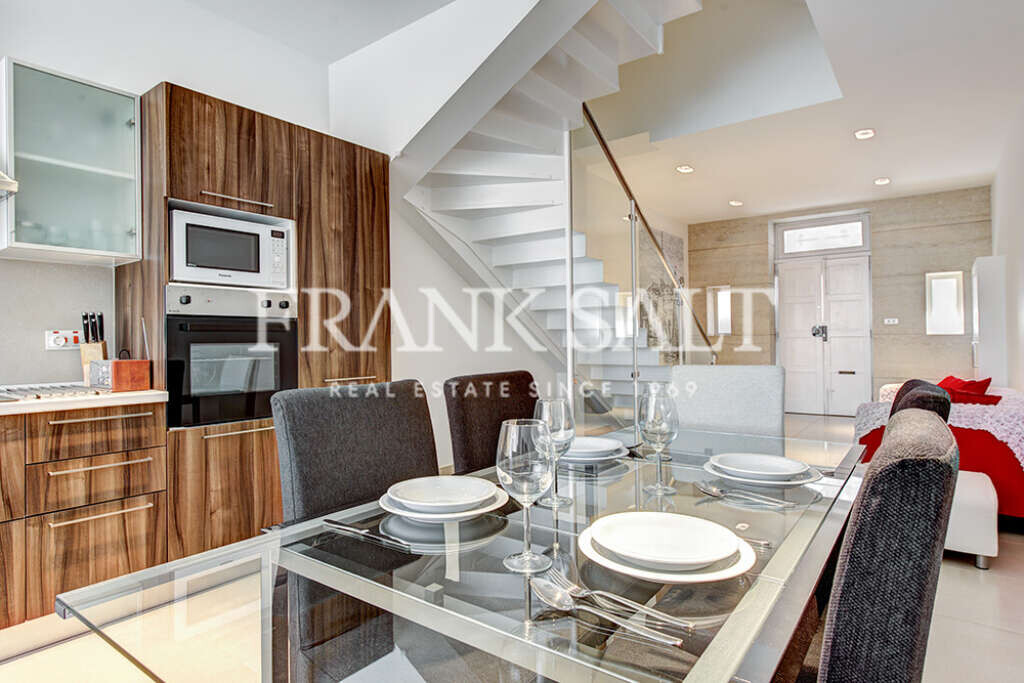 Дом с 3 спальнями в Сент-Джулианс, Мальта № 8625