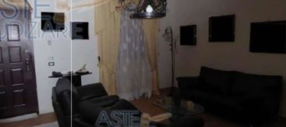 3 rooms Apartment in Monsummano Terme, Italy No. 40732 12