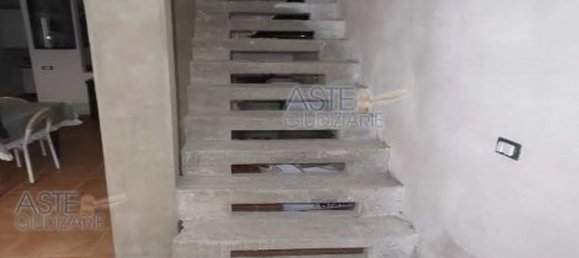 3 rooms Apartment in Monsummano Terme, Italy No. 40732 8