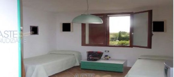 3 rooms Apartment in Monsummano Terme, Italy No. 40732 9