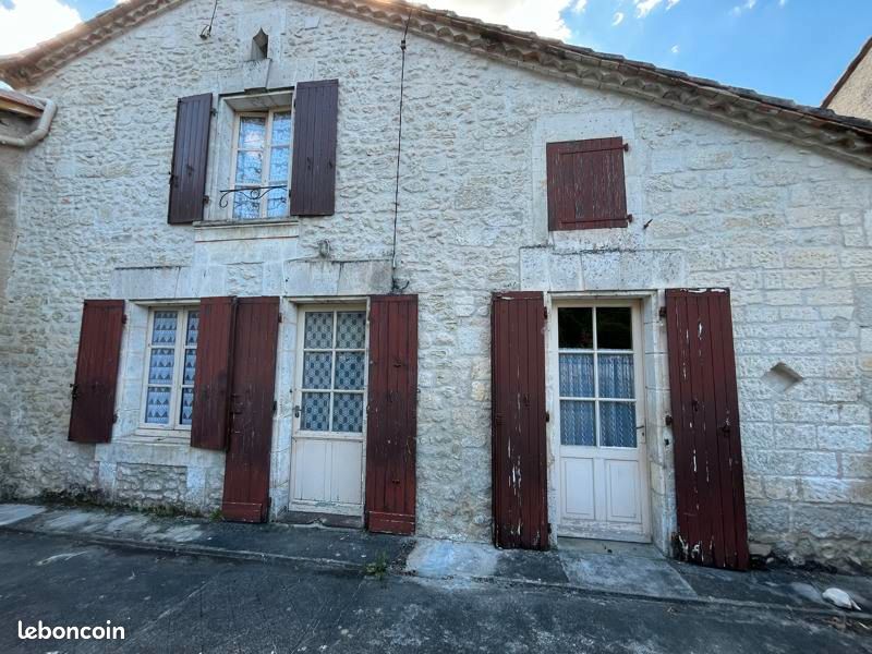 2 bedrooms House in Charente, France No. 287742