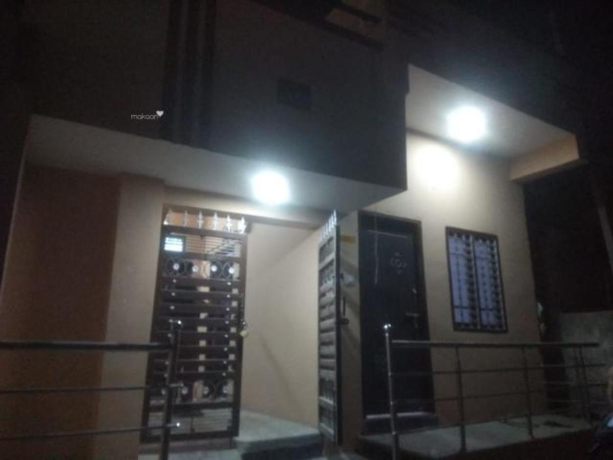 3 bedrooms House in Hyderabad, India No. 26191