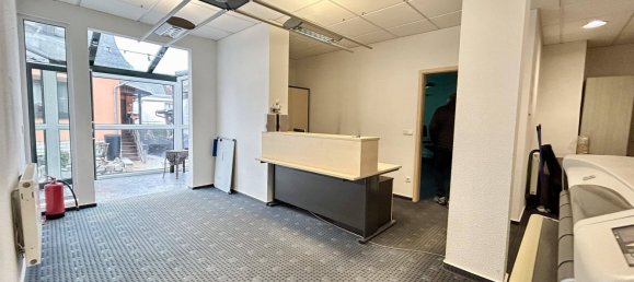 Здание с 8 комнатами в Франкфурт на Майне, Германия № 12906 4