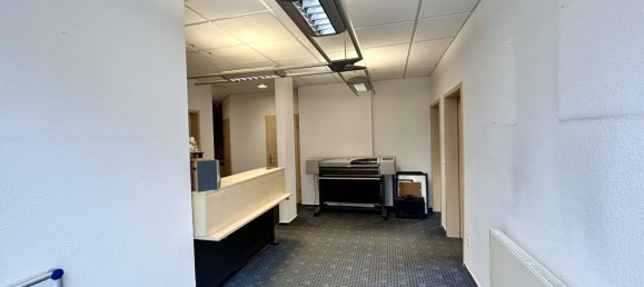 Здание с 8 комнатами в Франкфурт на Майне, Германия № 12906 3