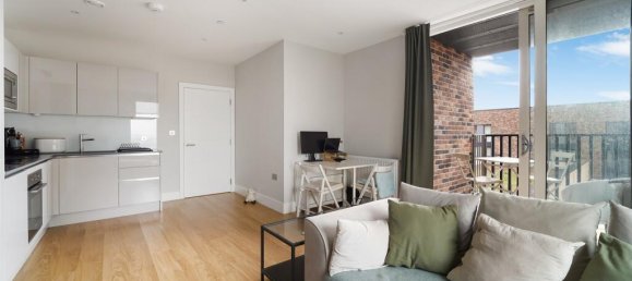 1 bedroom Apartment in London, United Kingdom No. 9668 3