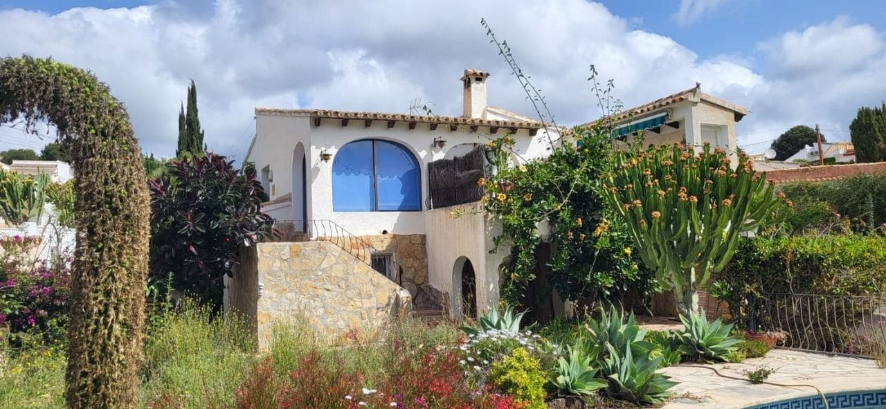 Casa de 3 dormitorios en Moraira, Spain No. 188331