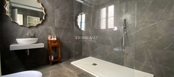 2 chambres Maison de ville à Senglea, Malta No. 10529 10