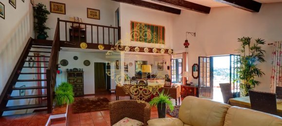 4 bedrooms House in Sesimbra, Portugal No. 51237 9