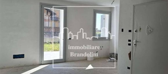 Квартира с 4 комнатами в Комерио, Италия № 170967 15