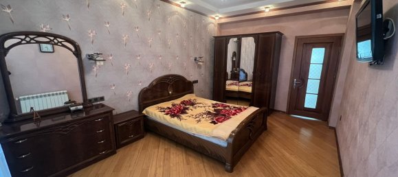 2 bedrooms Apartment in Baku, Azerbaijan No. 1942 10