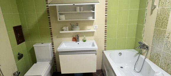 2 bedrooms Apartment in Baku, Azerbaijan No. 1942 3