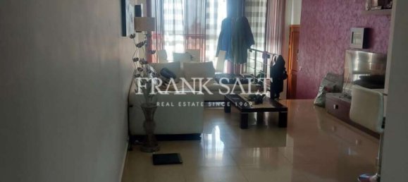 3 bedrooms Maisonette in Marsaskala, Malta No. 8091 4