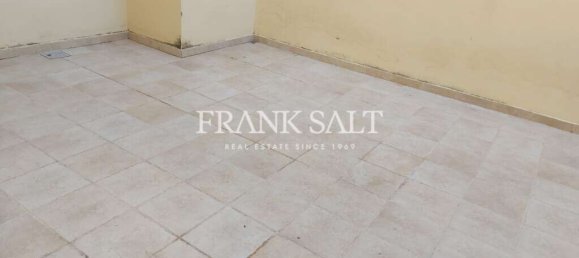 3 bedrooms Maisonette in Marsaskala, Malta No. 8091 11