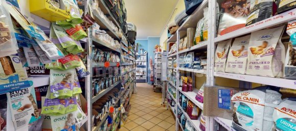 3-Zimmer Gewerbliche Immobilie in Bologna, Italy, Nr. 59772 4