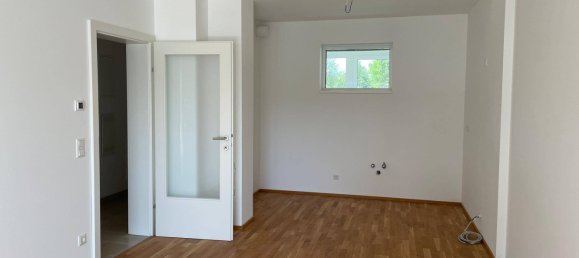 Квартира с 2 спальнями в Винер Нойштадт, Австрия № 125009 2