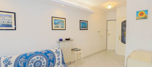2-salle Appartement à Imperia, Italy No. 222818 31
