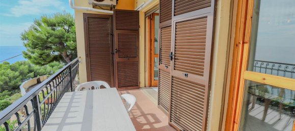 2-salle Appartement à Imperia, Italy No. 222818 52