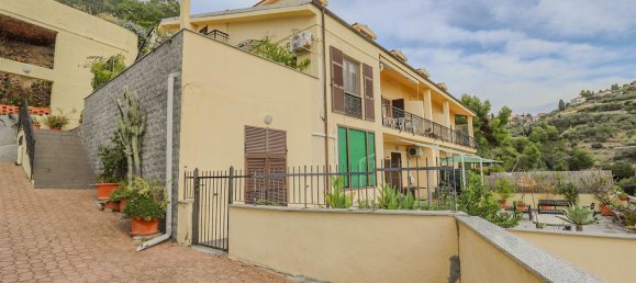 2-salle Appartement à Imperia, Italy No. 222818 62