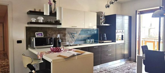 5-Zimmer Wohnung in Syracuse, Italy, Nr. 264118 3