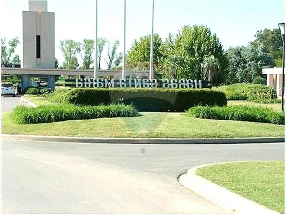  Land in Escobar, Argentina No. 37796